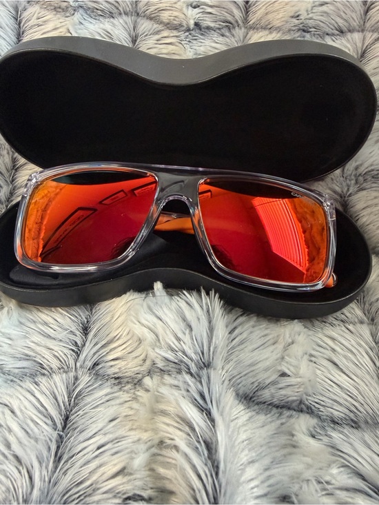 Carrera Other - Carrera Eyewear 8055/S with Case